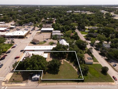102 W Fox Street Caldwell TX 77836