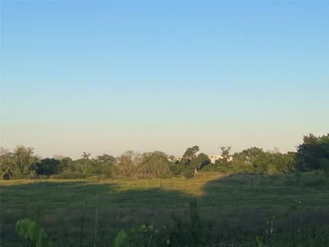 198 Riverside Drive La Grange TX 78945