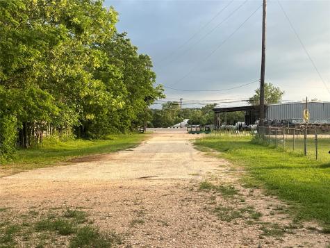 198 Riverside Drive La Grange TX 78945