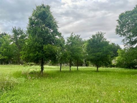 198 Riverside Drive La Grange TX 78945