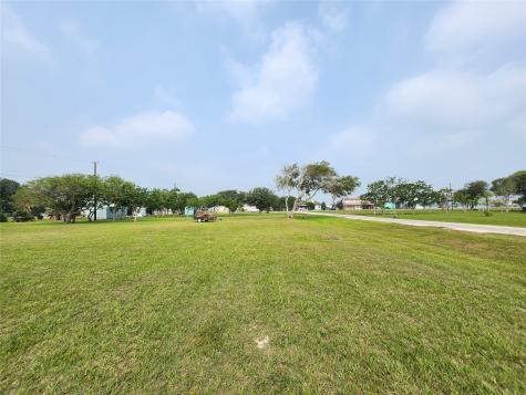 Lot 643-644 Swallow Drive Palacios TX 77465