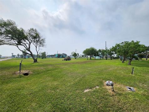Lot 643-644 Swallow Drive Palacios TX 77465