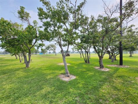 Lot 643-644 Swallow Drive Palacios TX 77465