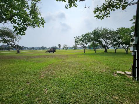Lot 643-644 Swallow Drive Palacios TX 77465