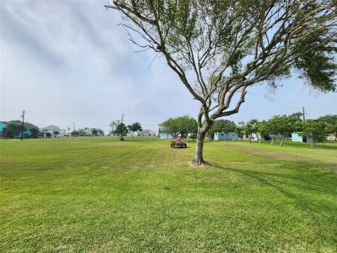 Lot 643-644 Swallow Drive Palacios TX 77465