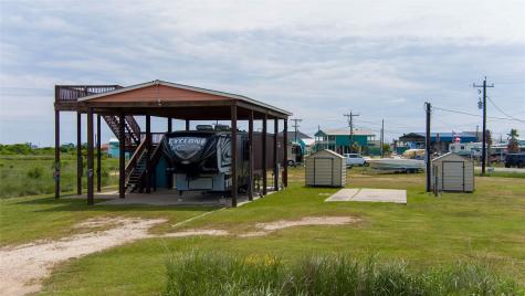 48 Cr 205 Old Caney Road Sargent TX 77414