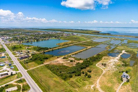 2131 Highway 87 Crystal Beach TX 77650