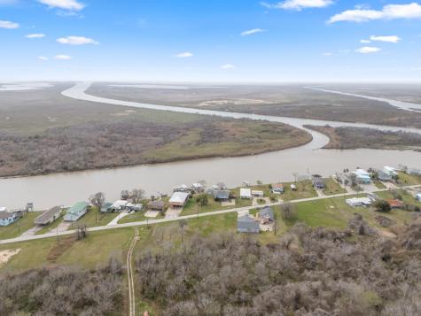 626 Cr 257 Matagorda TX 77457