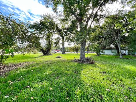 6522 Highway 6 Hitchcock TX 77563
