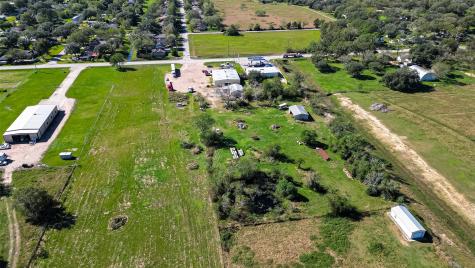 8231 Charity Street Needville TX 77461