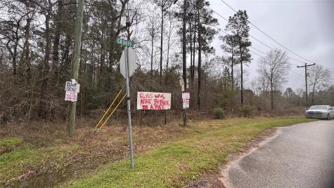 13 County Road 3479 Cleveland TX 77327