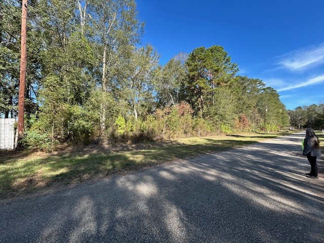 1964 County Road 3434 North Cleveland TX 77327