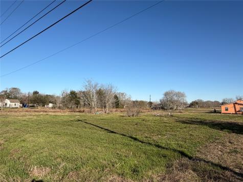1508 Perryman Avenue Palacios TX 77465