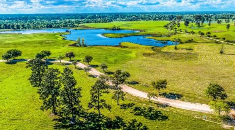 Tbd Lakeside Court Lot 182 Hillister TX 77624