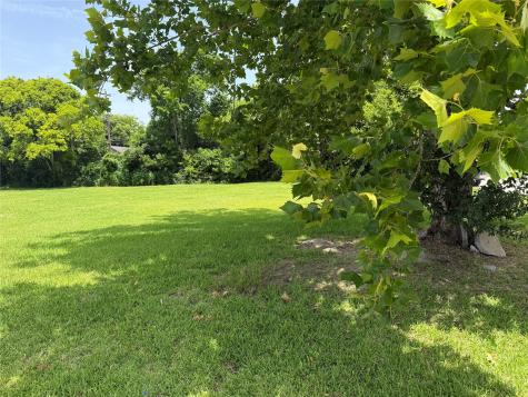 414 W Main Street Baytown TX 77520