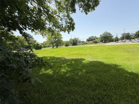 414 W Main Street Baytown TX 77520