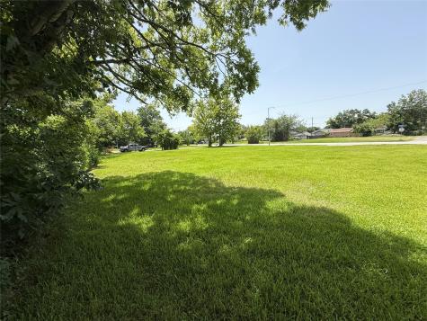414 W Main Street Baytown TX 77520