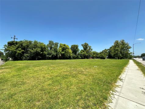 414 W Main Street Baytown TX 77520