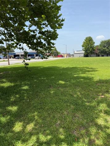 414 W Main Street Baytown TX 77520