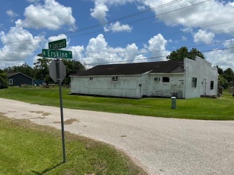 326 N Erskine Street Angleton TX 77515