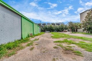 2712 Street Emanuel Street Houston TX 77004