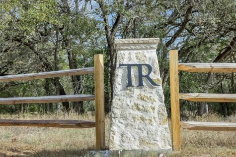 110 Drake Lane - Lot 25 Round Top TX 78954