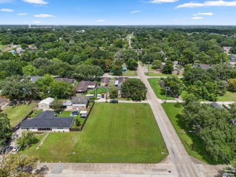 Avenue I S Matthew Corner S Bay City TX 77414