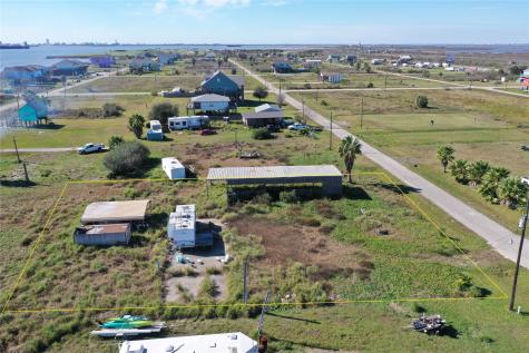 1808 Front Avenue Port Bolivar TX 77650