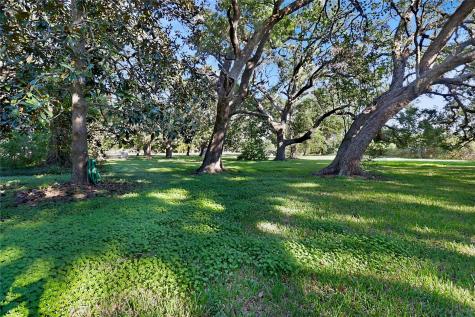 116 Balsam Street Lake Jackson TX 77566