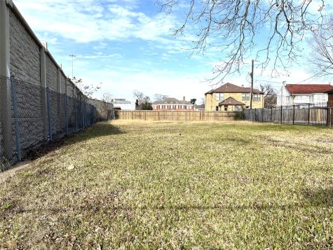 2209 Wichita Street Houston TX 77004