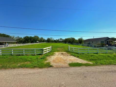 Tbd W 1st Street Needville TX 77461