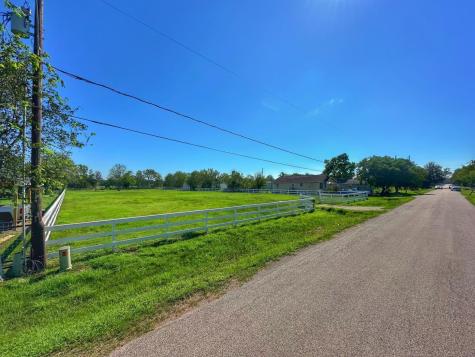 Tbd W 1st Street Needville TX 77461