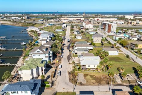 1120 64th Street Galveston TX 77551