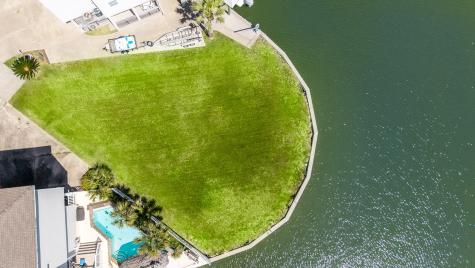 547 Sunset Circle Tiki Island TX 77554