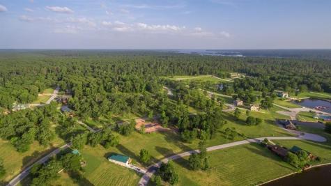 12 Hillsborough Drive Huntsville TX 77340