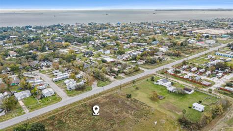 000 9th Street San Leon TX 77539