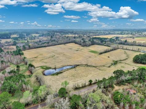 L28104 Gilliland Creek Road Huntington TX 75949