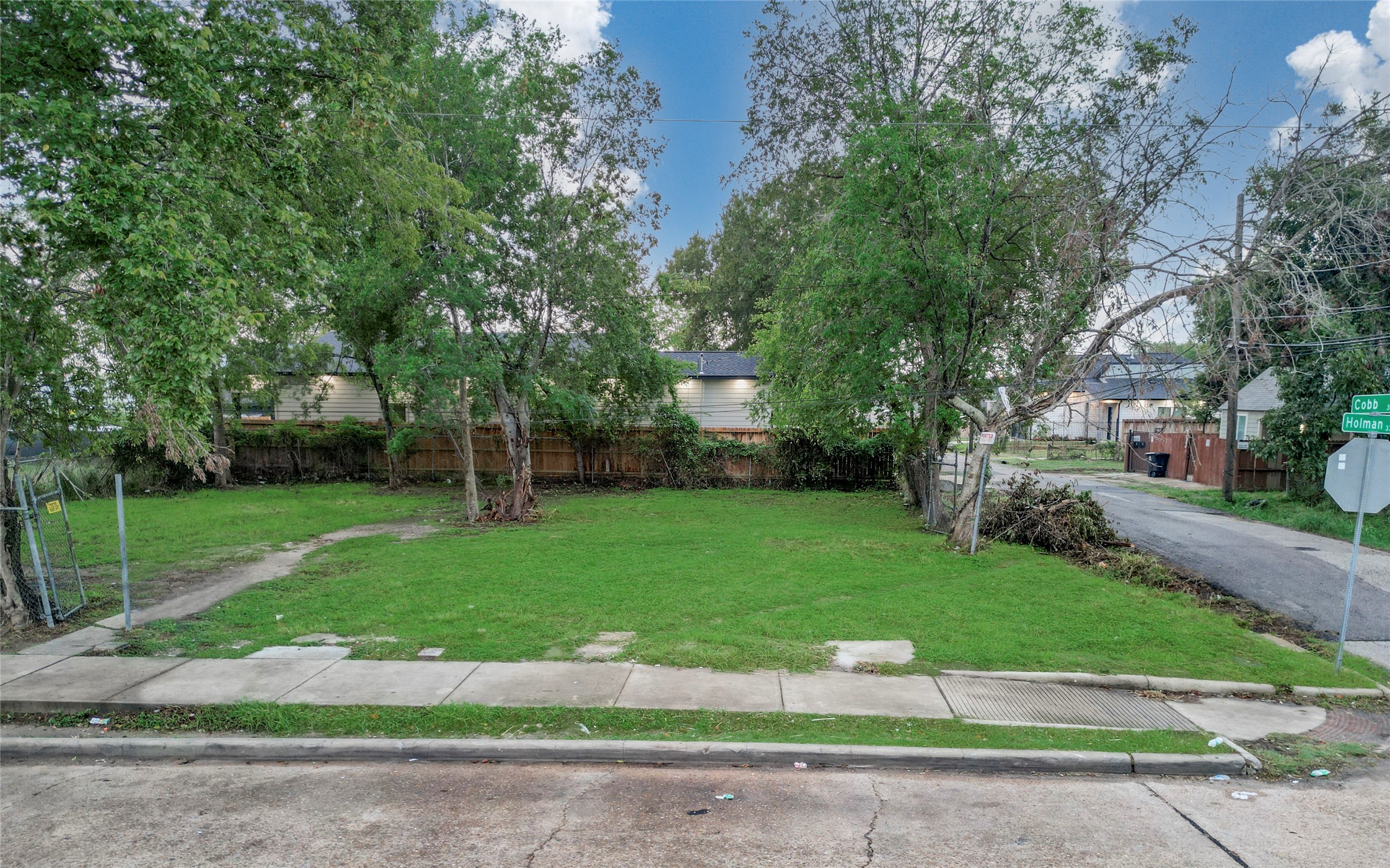 3350 Holman Street Houston TX 77004