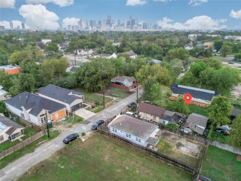 3350 Holman Street Houston TX 77004