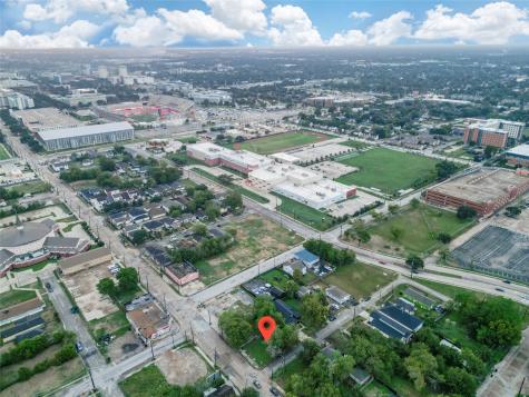 3350 Holman Street Houston TX 77004