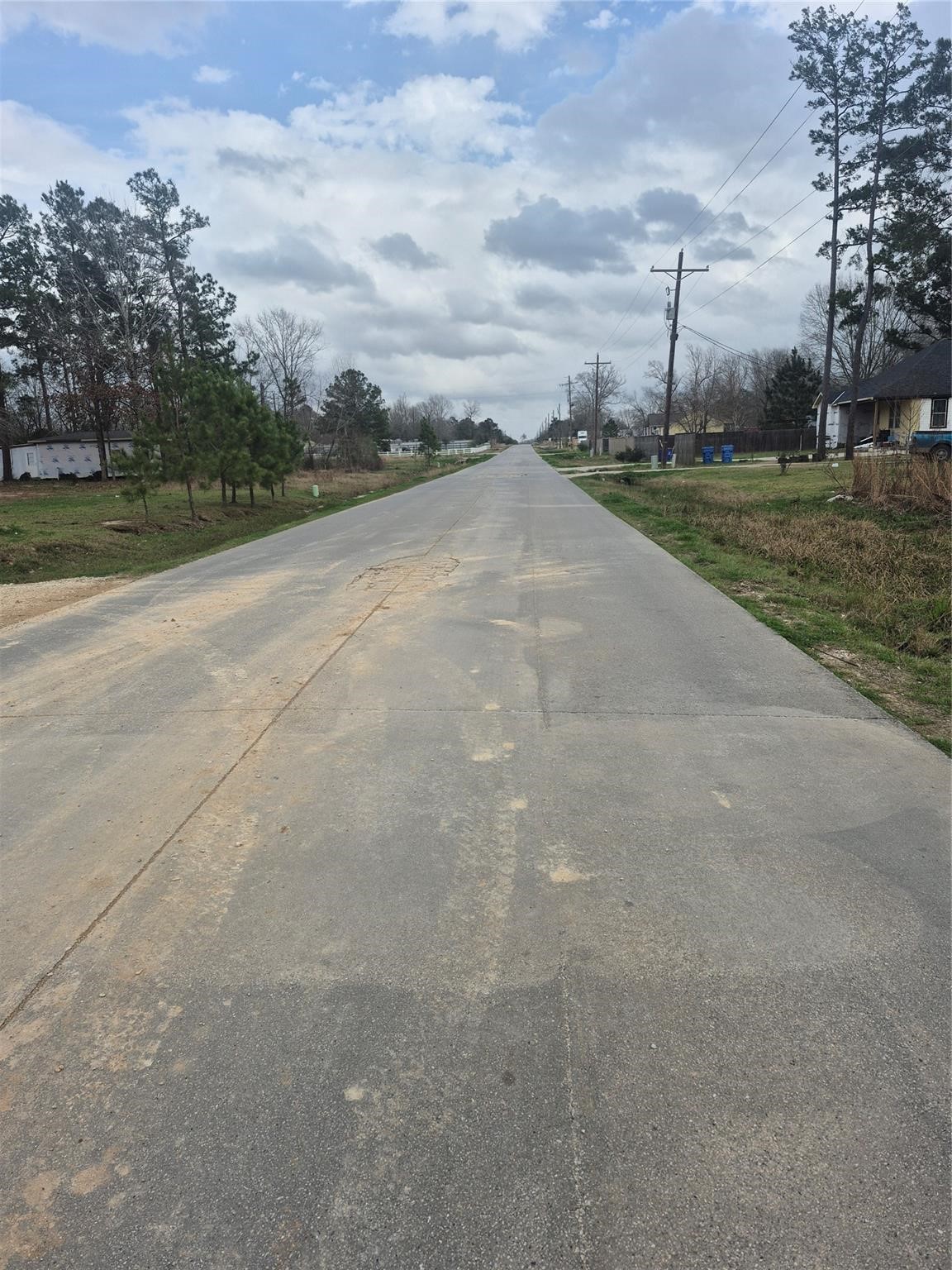 1655 Road 7000 Cleveland TX 77327