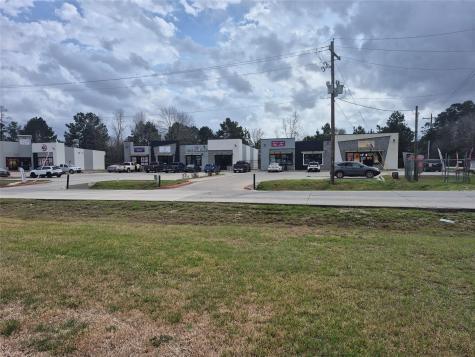 1655 Road 7000 Cleveland TX 77327