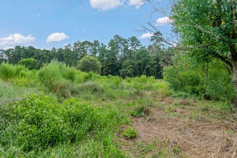 426 County Road 1420 Warren TX 77664