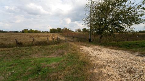 4646 Fm 2679 Road Burton TX 77835