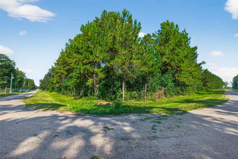 1366 County Road 3434 Cleveland TX 77327
