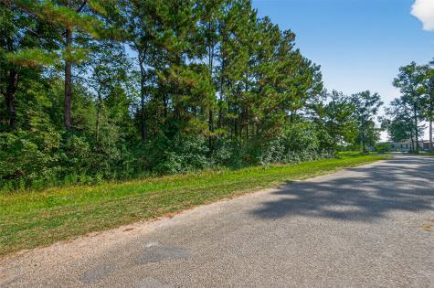 1366 County Road 3434 Cleveland TX 77327