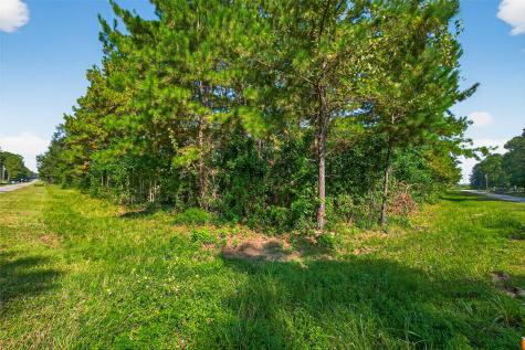 1366 County Road 3434 Cleveland TX 77327