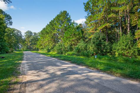 1366 County Road 3434 Cleveland TX 77327