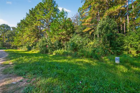 1366 County Road 3434 Cleveland TX 77327