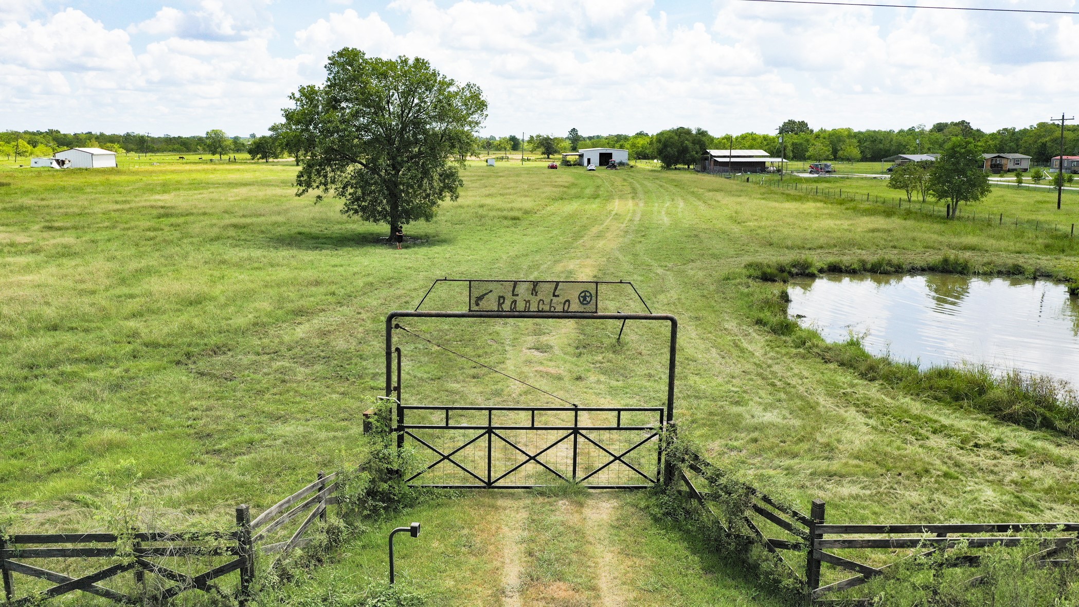 2828 County Road 615 Dayton TX 77535